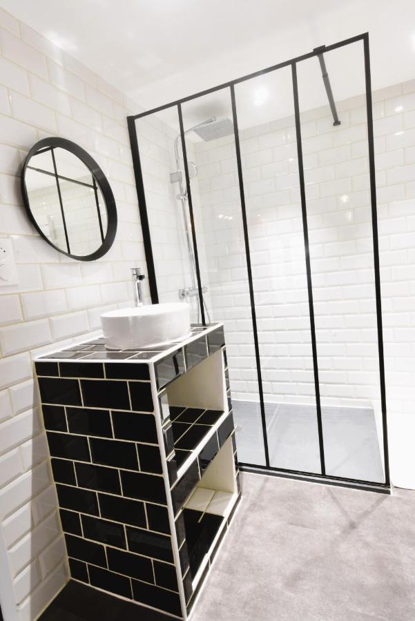 Appartement Jacuzzi Privatif : Urban Love Verneuil d'Avre et d'Iton Exteriör bild